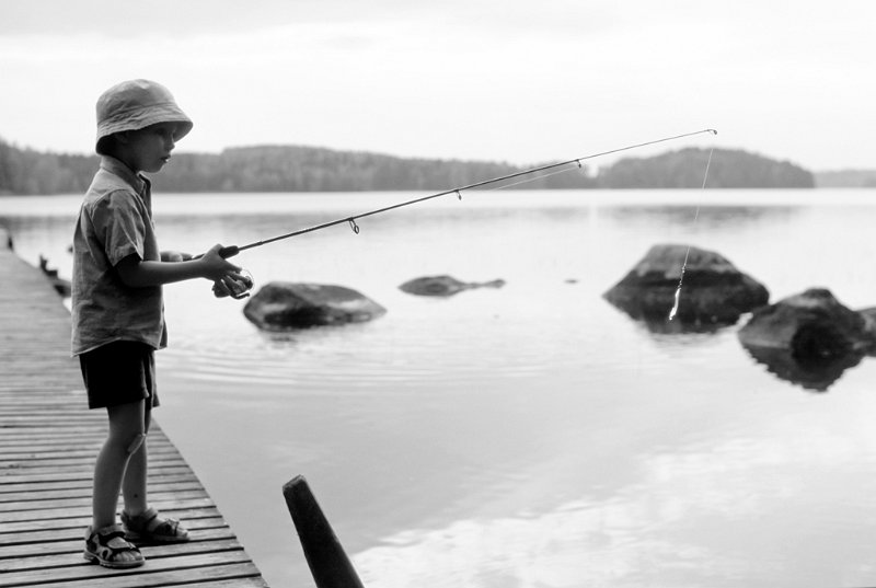 352 - fishing boy - HEINO Jari J - finland.jpg